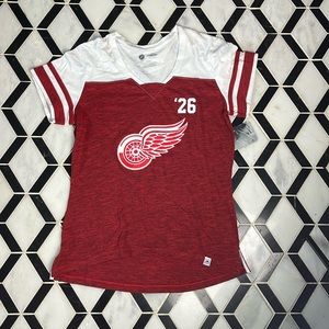 Women’s majestic, NHL, Red Wings shirt NWT